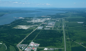 캐나다 퀘백 (얼티엄캠) 공장 전경