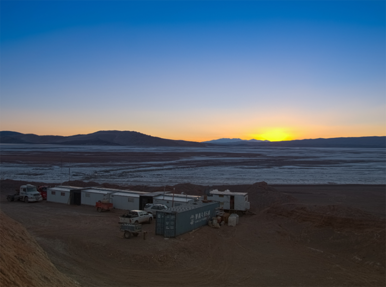 포스코가 광권을 아르헨티나 북서부에 위치한 ‘옴브레 무에르토(Hombre Muerto)’ 염호 전경.