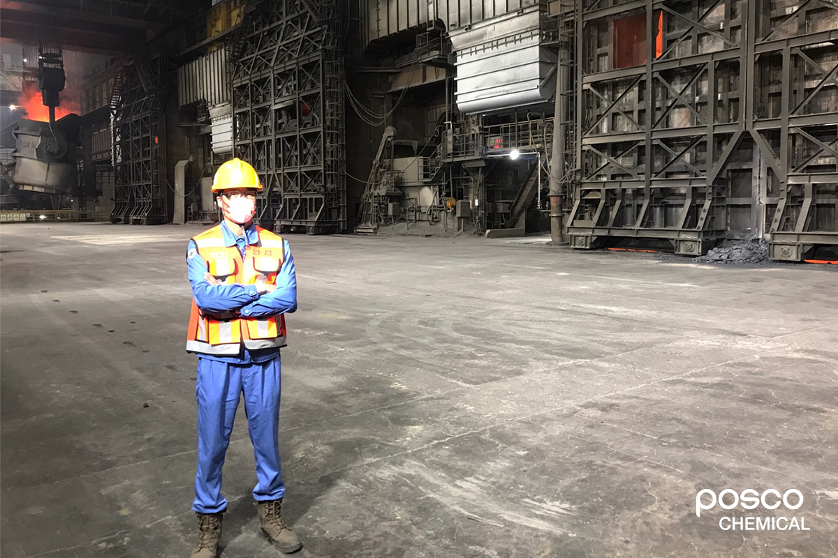 김동혁 파트장님이 현장에서 근무하는 모습